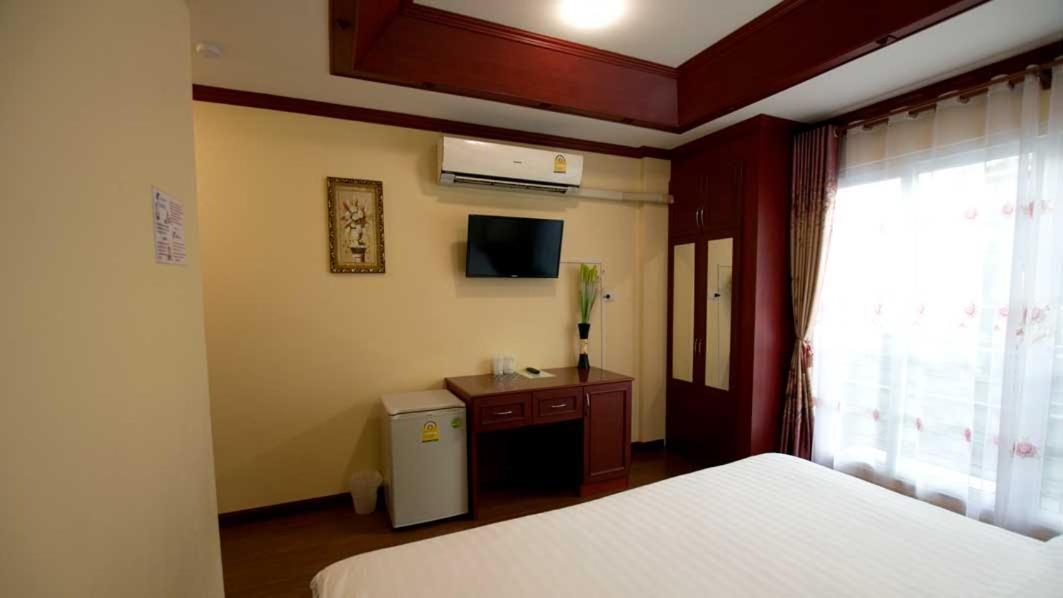 Bluebird Inn Pattaya Esterno foto